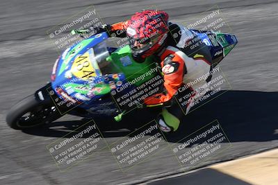 media/Jan-16-2026-CVMA Friday Practice (Fri) [[6f2bf47531]]/5-Racer 4-Trackday1/Session 2 (Bowl)/